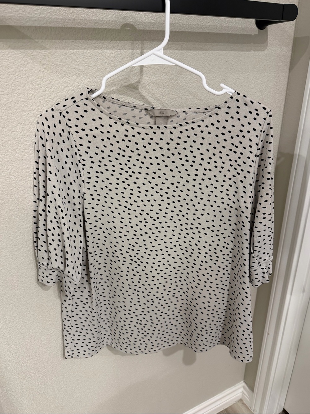 H&M Cream Polka Dot Women's Blouse